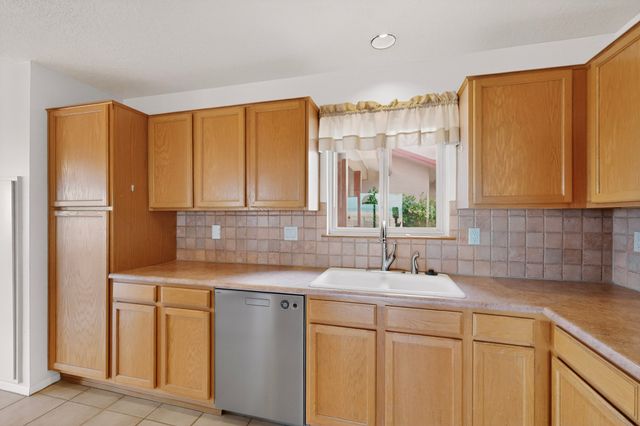 201 San Marcos Loop, Santa Fe, NM 87508