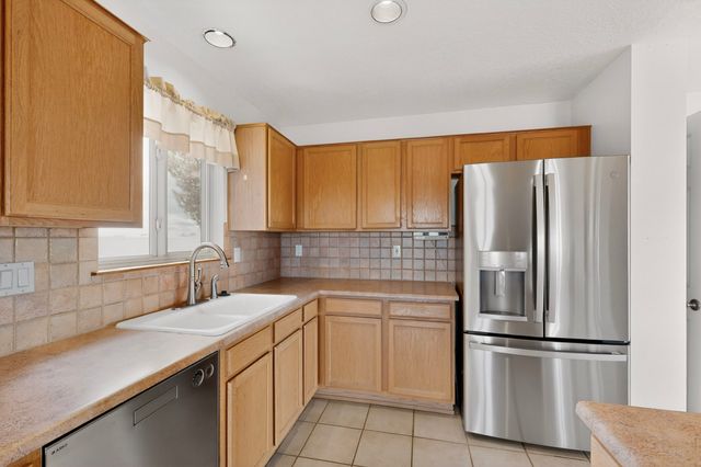 201 San Marcos Loop, Santa Fe, NM 87508