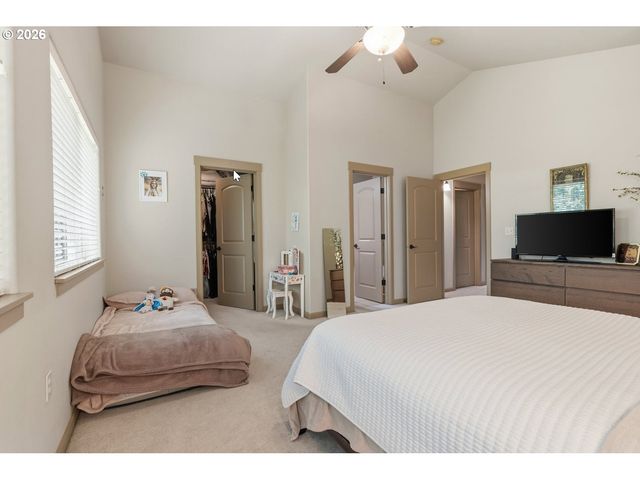 1965 Ne 48TH Way, Hillsboro, OR 97124