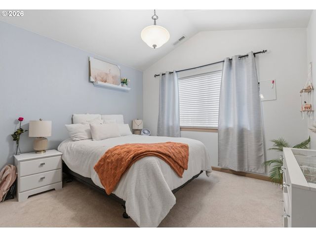 1965 Ne 48TH Way, Hillsboro, OR 97124