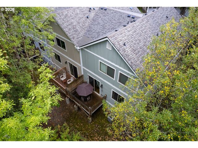 1965 Ne 48TH Way, Hillsboro, OR 97124
