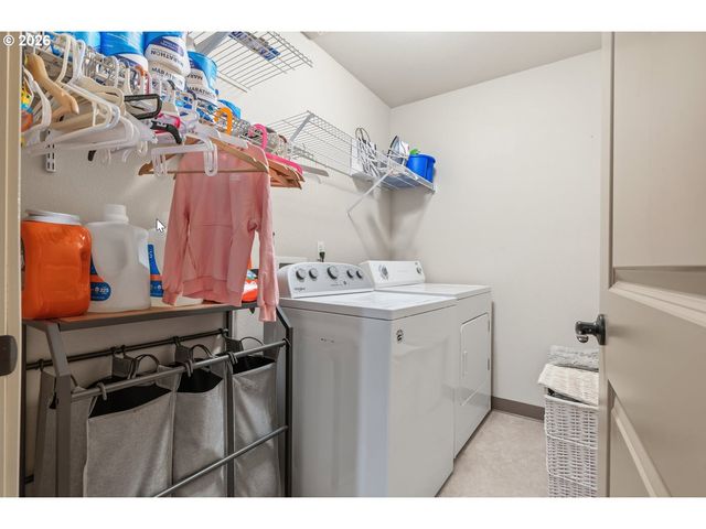 1965 Ne 48TH Way, Hillsboro, OR 97124