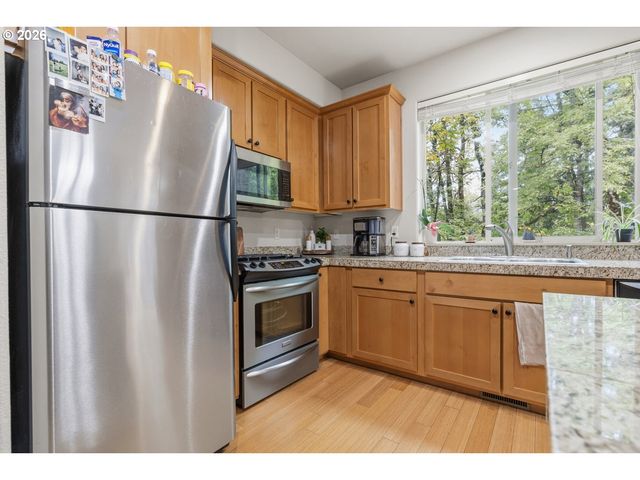 1965 Ne 48TH Way, Hillsboro, OR 97124