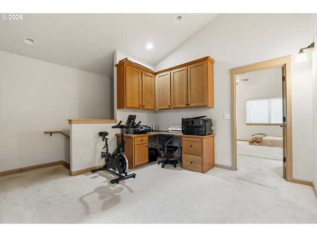 1965 Ne 48TH Way, Hillsboro, OR 97124