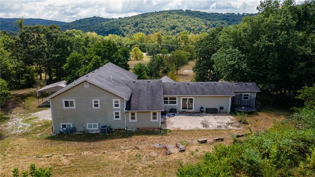 16618 S Highway 71, Winslow, AR 72959