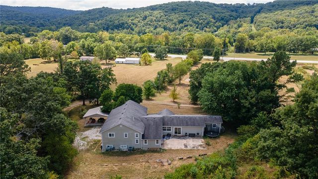 16618 S Highway 71, Winslow, AR 72959