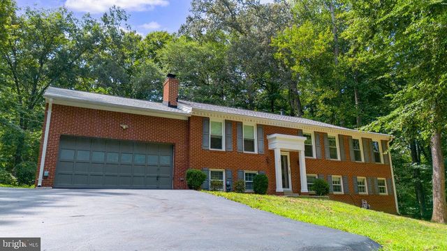 8923 TURKEY HILL RD, La Plata, MD 20646