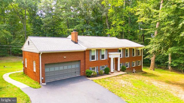 8923 TURKEY HILL RD, La Plata, MD 20646