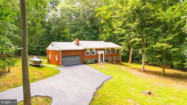 8923 TURKEY HILL RD, La Plata, MD 20646
