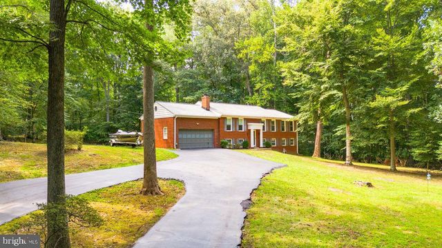 8923 TURKEY HILL RD, La Plata, MD 20646