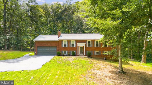 8923 TURKEY HILL RD, La Plata, MD 20646