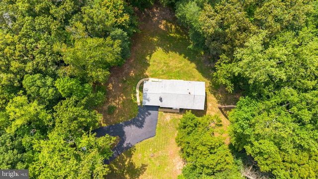 8923 TURKEY HILL RD, La Plata, MD 20646