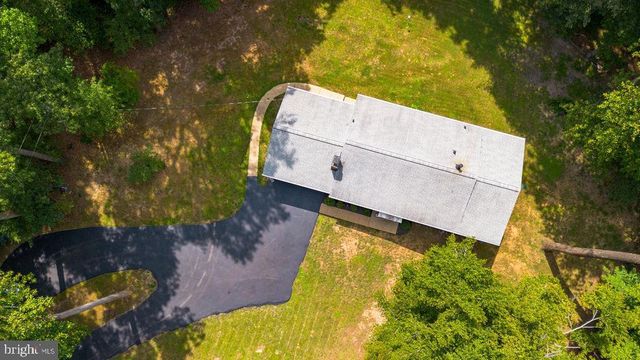 8923 TURKEY HILL RD, La Plata, MD 20646