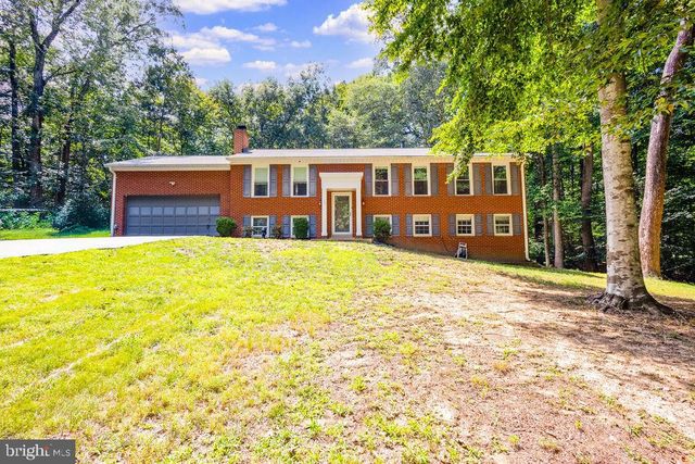 8923 TURKEY HILL RD, La Plata, MD 20646