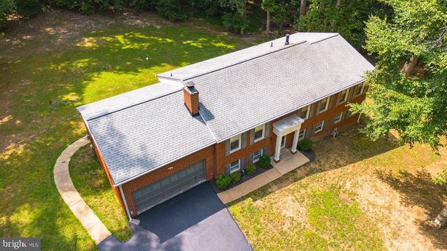 8923 TURKEY HILL RD, La Plata, MD 20646