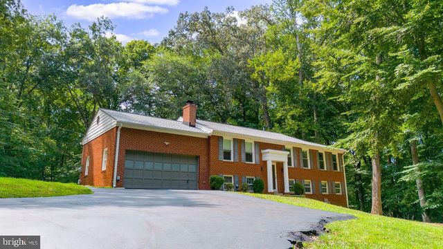 8923 TURKEY HILL RD, La Plata, MD 20646