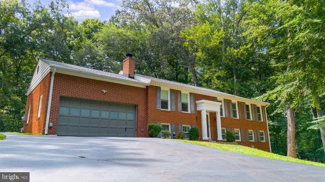 8923 TURKEY HILL RD, La Plata, MD 20646