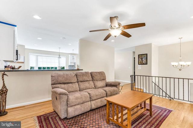 8923 TURKEY HILL RD, La Plata, MD 20646