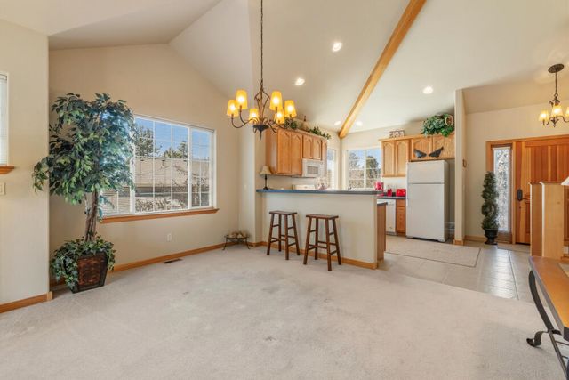 5006 Swallow Court, Klamath Falls, OR 97601