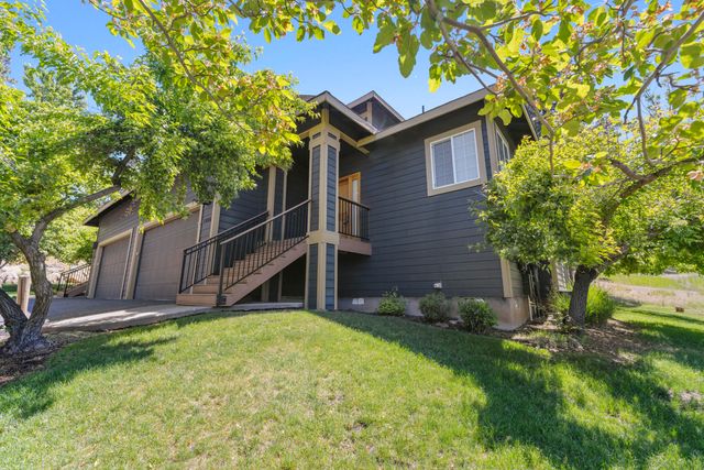 5006 Swallow Court, Klamath Falls, OR 97601