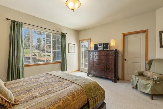 5006 Swallow Court, Klamath Falls, OR 97601