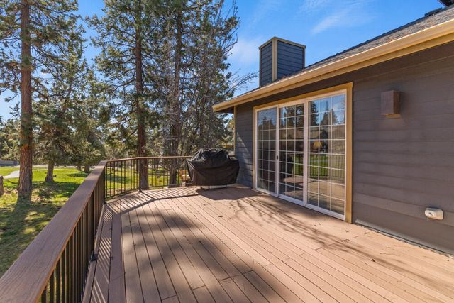 5006 Swallow Court, Klamath Falls, OR 97601