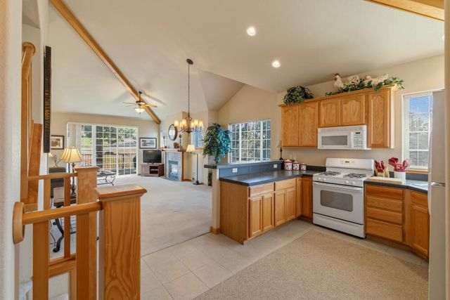 5006 Swallow Court, Klamath Falls, OR 97601