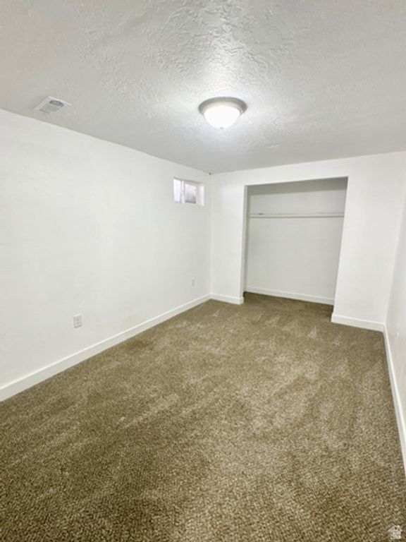 Image 22 of property listing at 954 E CARNATION DR, White City, UT 84094