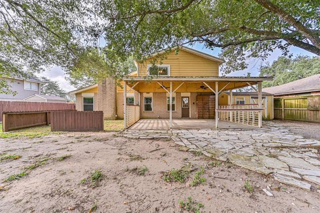 222 Old Oaks Street, League City, TX 77573