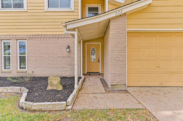 222 Old Oaks Street, League City, TX 77573