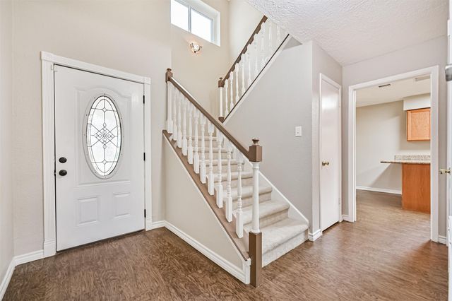 222 Old Oaks Street, League City, TX 77573