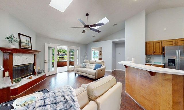 819 WICKLOW Court, Orange Park, FL 32065