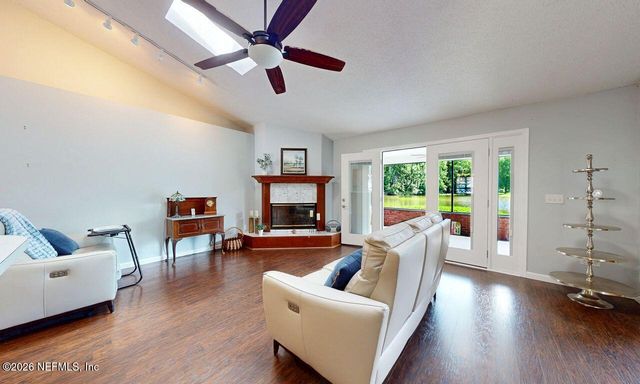 819 WICKLOW Court, Orange Park, FL 32065