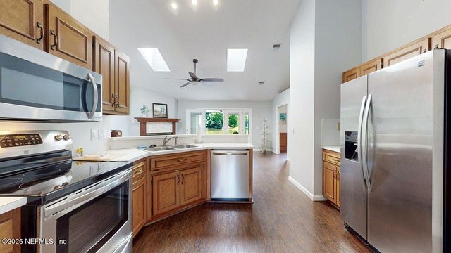 819 WICKLOW Court, Orange Park, FL 32065