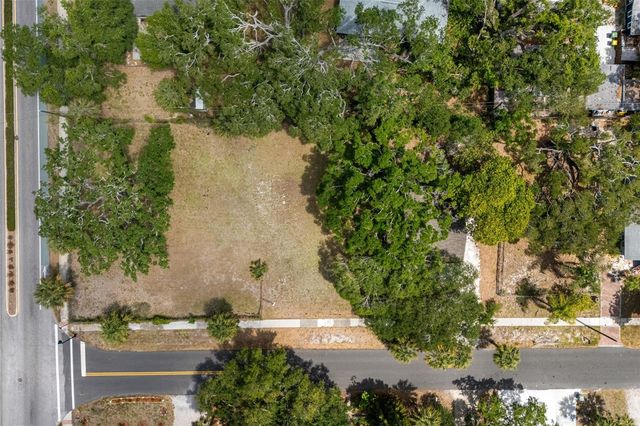 1207 34TH STREET, Sarasota, FL 34234