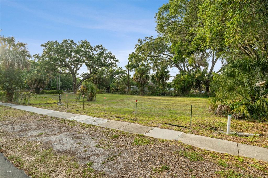 1207 34TH STREET, Sarasota, FL 34234