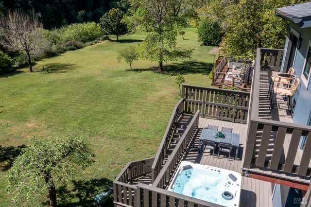 19621 Redwood Dr, Monte Rio, CA 95462