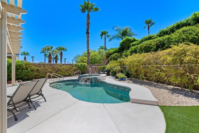 60945 Living Stone Drive, La Quinta, CA 92253