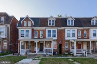 284 W COTTAGE PL, York, PA 17401