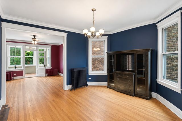 5122 N Leavitt Street, Chicago, IL 60625