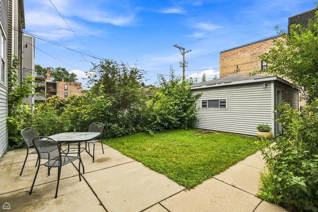5122 N Leavitt Street, Chicago, IL 60625