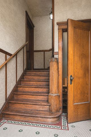 5122 N Leavitt Street, Chicago, IL 60625