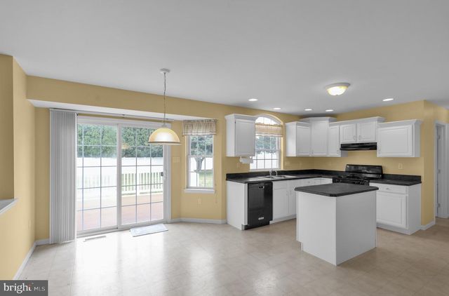 111 RUNNING CREEK DR, Reading, PA 19608