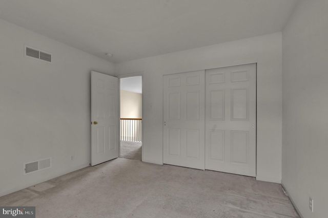 111 RUNNING CREEK DR, Reading, PA 19608