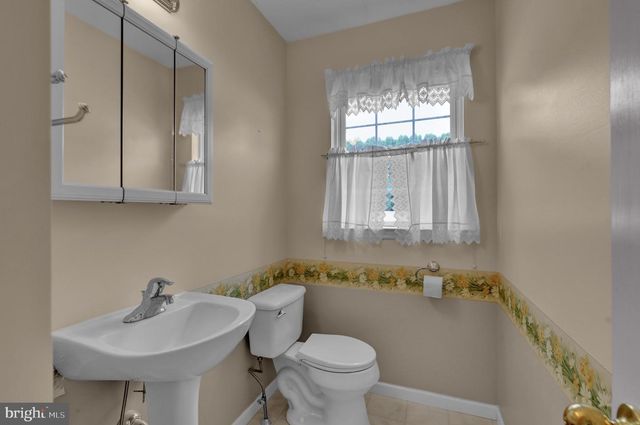111 RUNNING CREEK DR, Reading, PA 19608