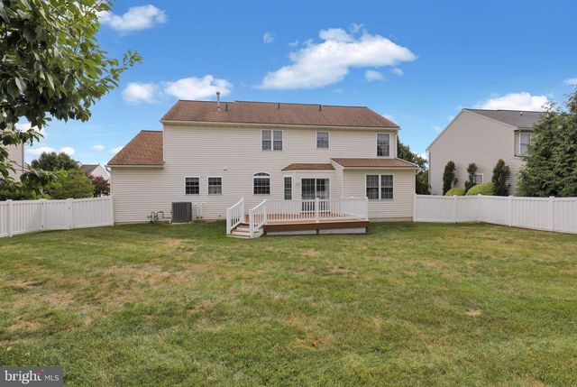111 RUNNING CREEK DR, Reading, PA 19608