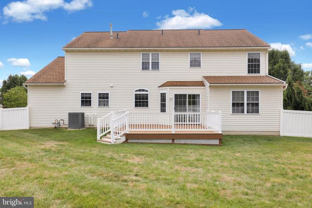 111 RUNNING CREEK DR, Reading, PA 19608