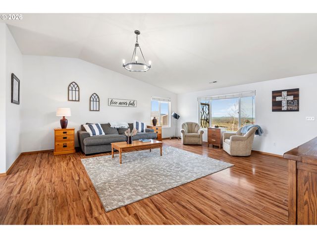 100 GRACE Way, Goldendale, WA 98620