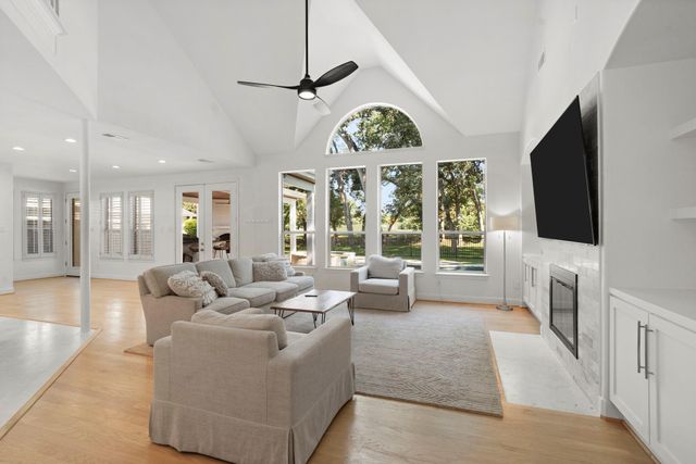 9502 Crosby Way, Missouri City, TX 77459