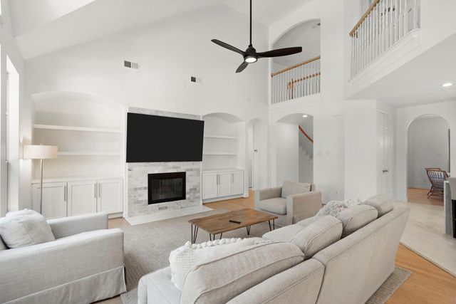 9502 Crosby Way, Missouri City, TX 77459